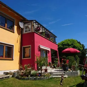 Apartment Am Rosengarten, Neuhaus an der Pegnitz
